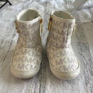 Michael Kors Baby Boots Grace Eva size 3
